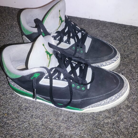 Jordan 3s